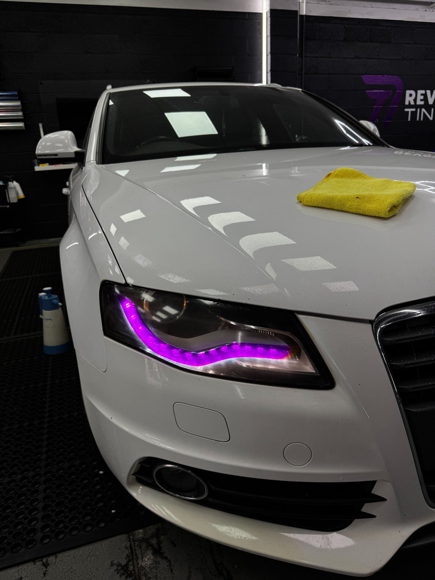 Audi A4 B8 DRL kit (SKU 9031 3131)