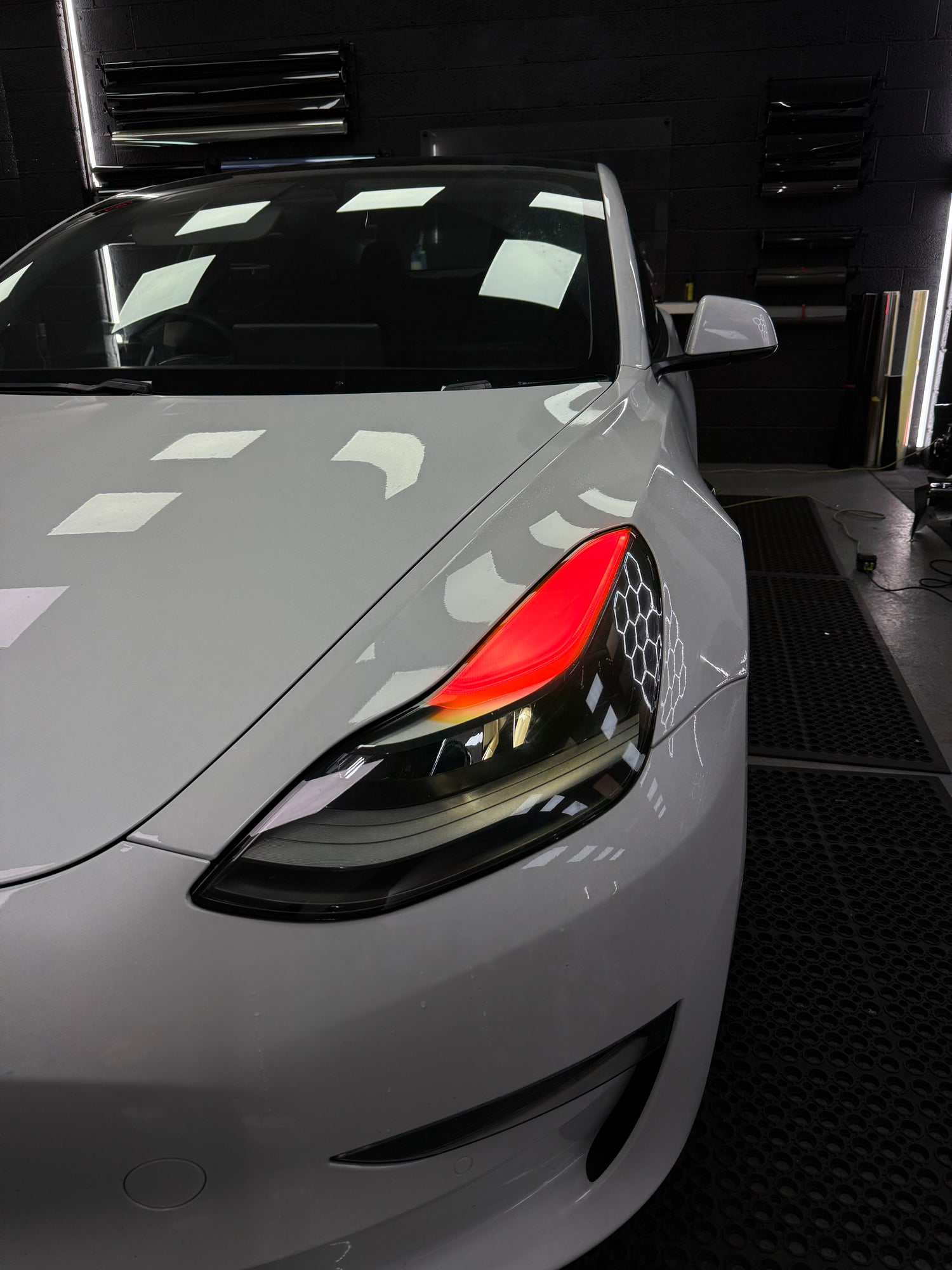 Tesla Model 3 DRL kit (SKU 9031 3162)