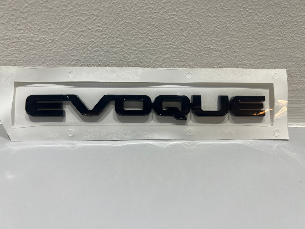 RR Evoque badge