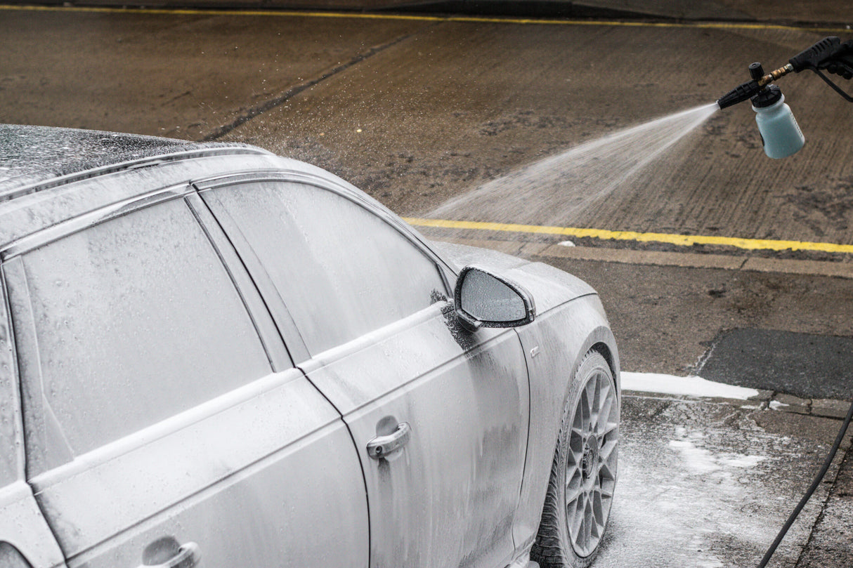 Safe wash + Interior valet image 5