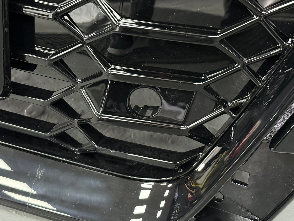 Audi A4 B9.5 (2019-2022) Honeycomb grill