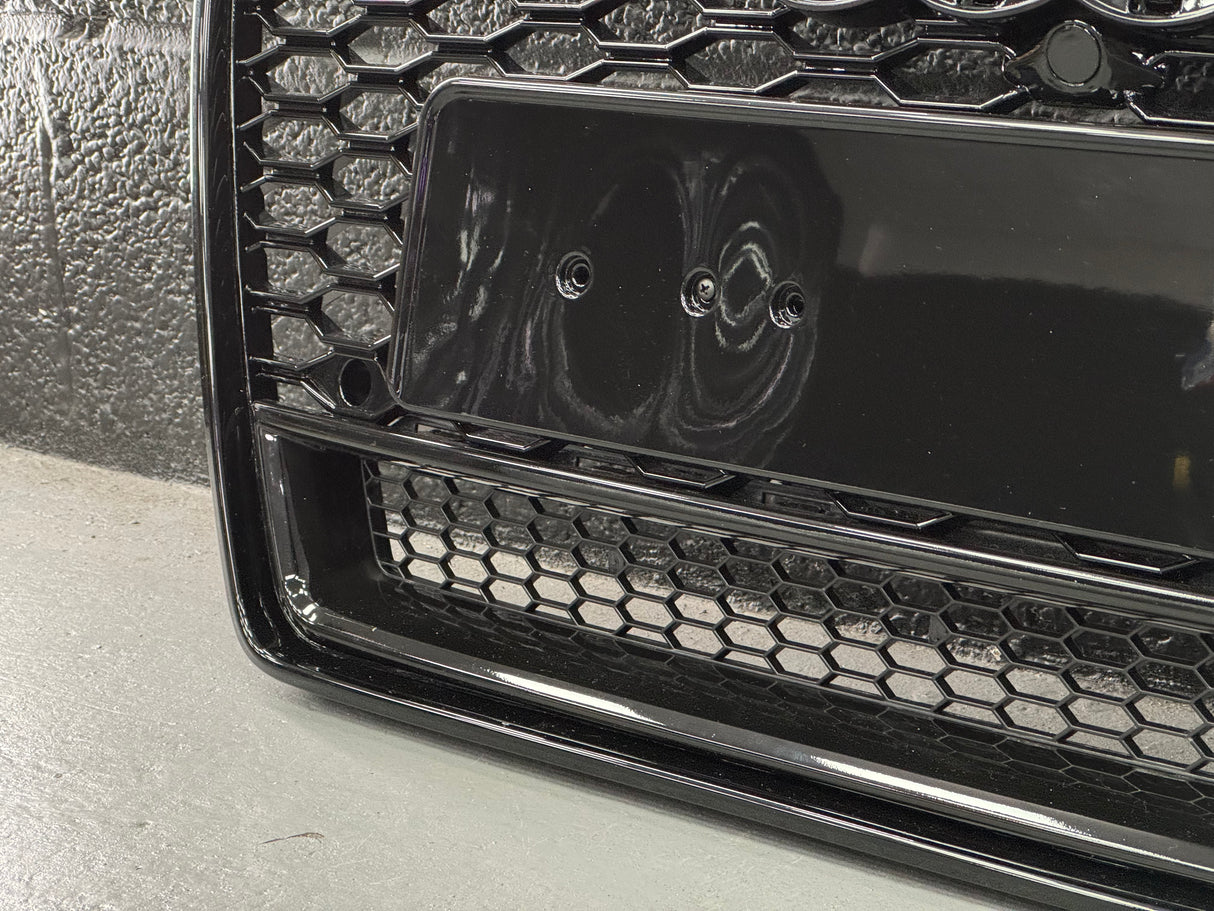 Audi A6 C7.5 (2015-2017) Honeycomb grille - full or split
