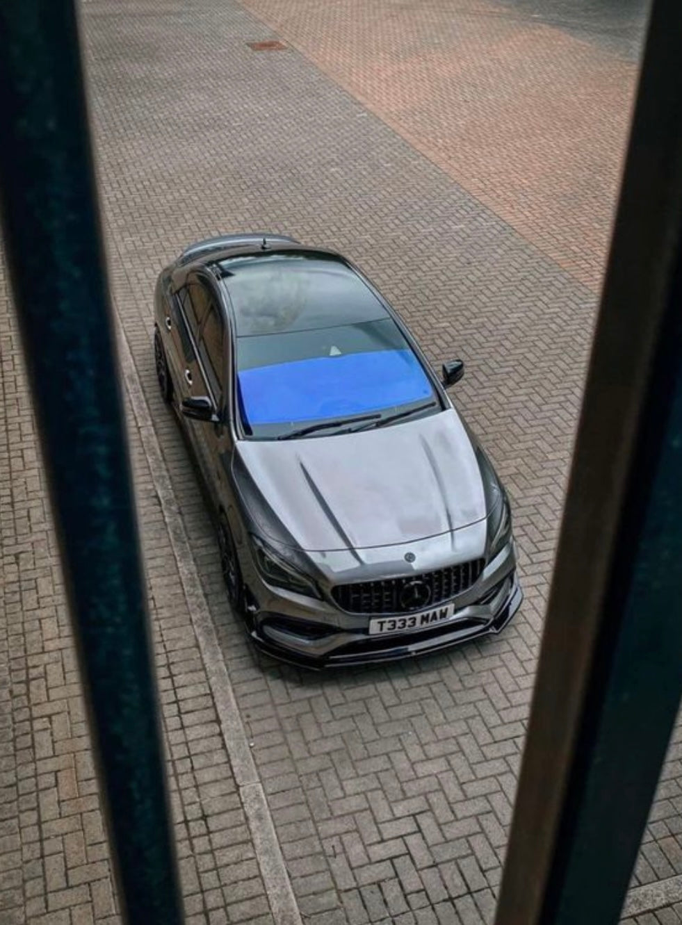 Chameleon tinting service - large windscreen (more than 75 cm high)