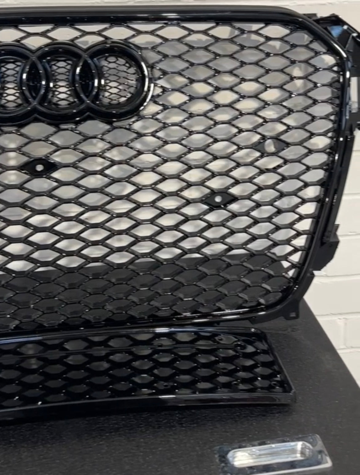 Audi A4/S4 B8.5 (2012-2016) Honeycomb grill image 1