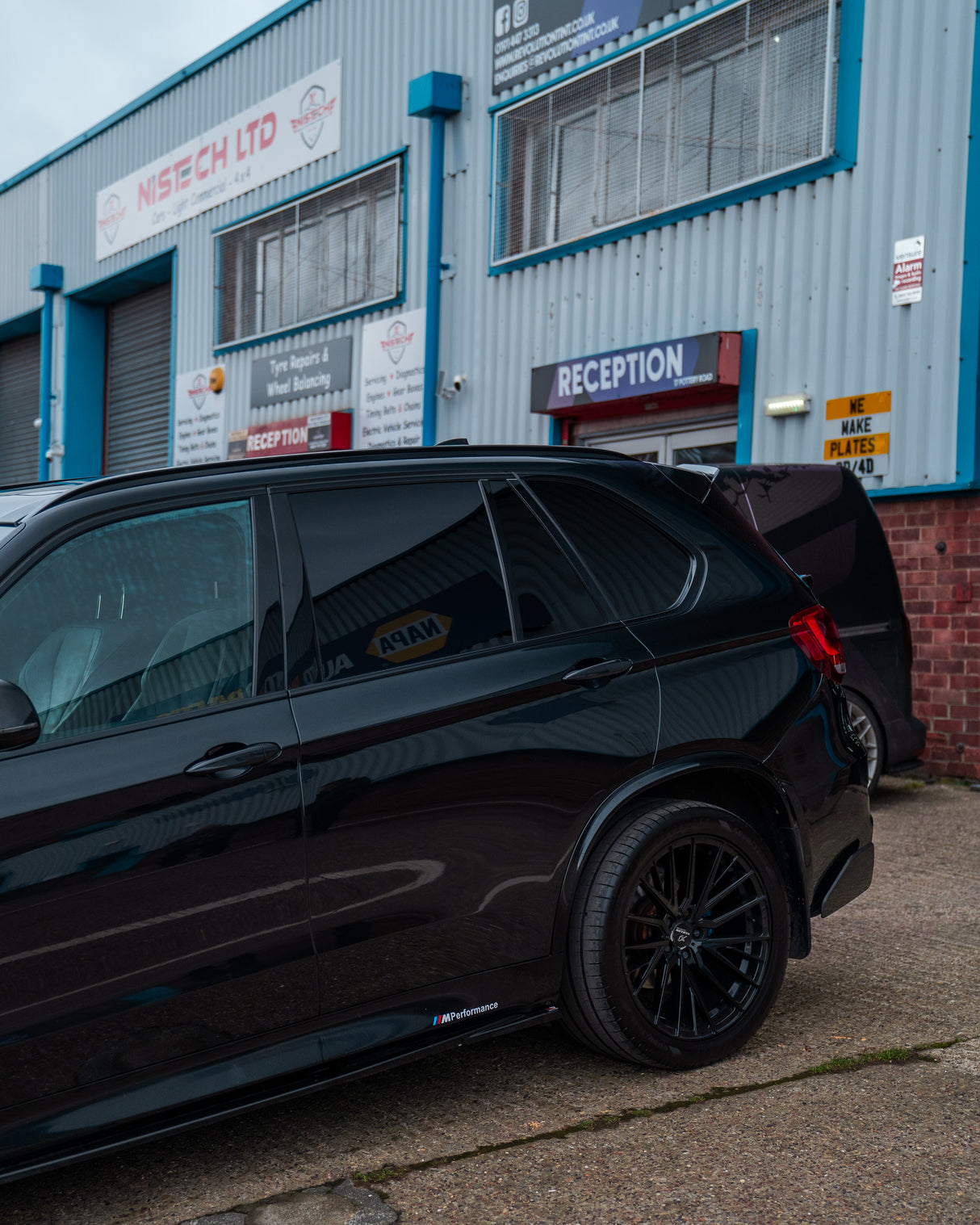 Large SUV window tinting