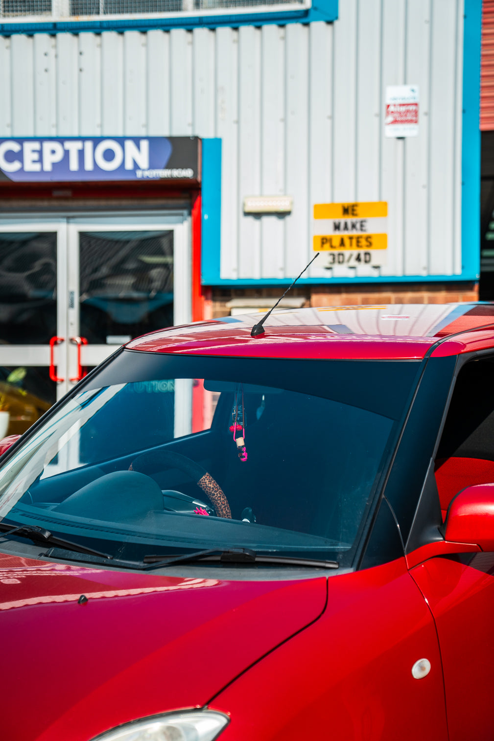 Vinyl (external) sunstrip